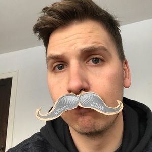 Meet your Posher, Tj